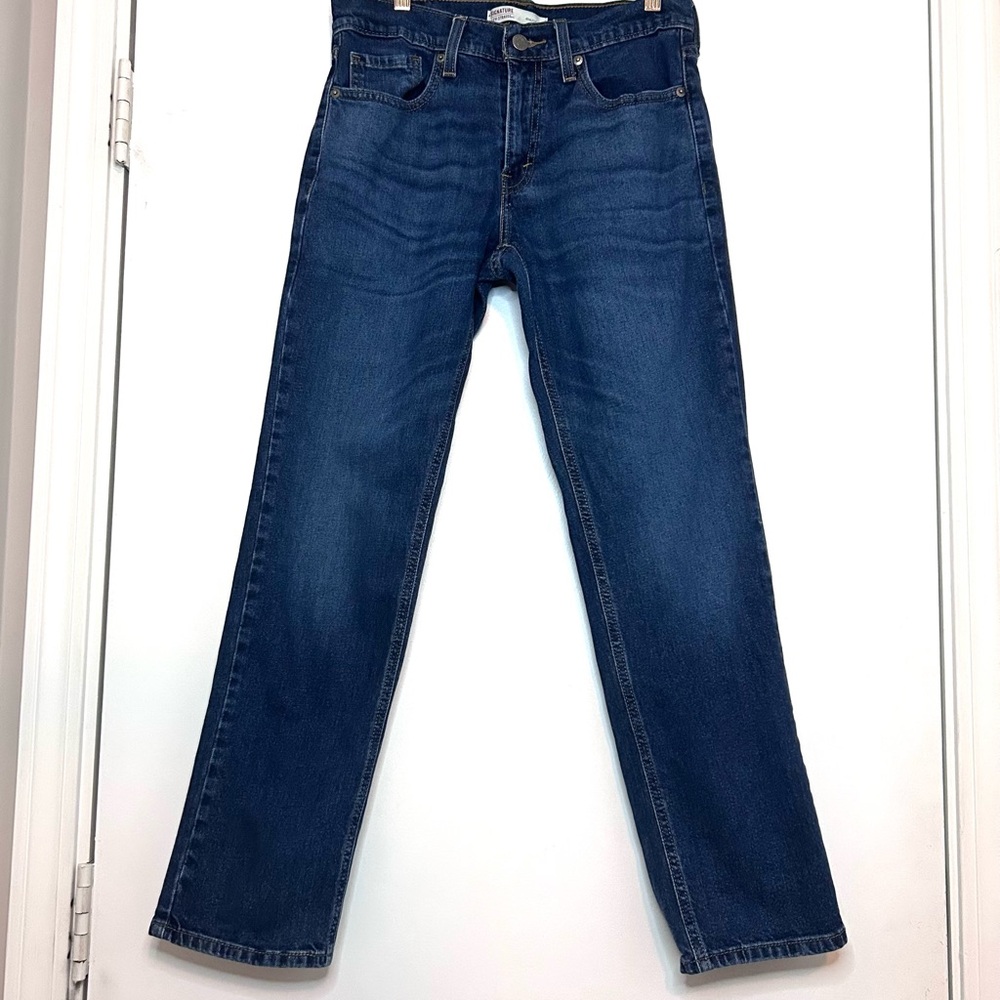 Men’s Signature by Levi Strauss Blue Jeans, size W28 L30